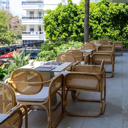 ホテル Delta By Marriott Lara - Adult Only 18 5*